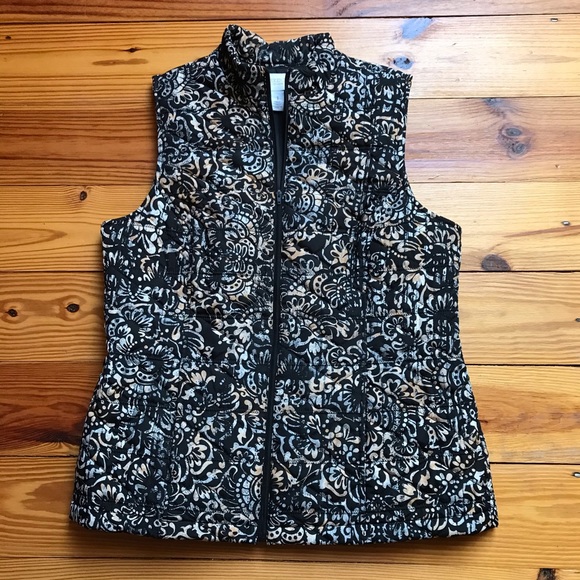 Weekends by Chico’s Black and Pastel Quilted Vest with Pockets, EUC, 1/M/L - Picture 3 of 13